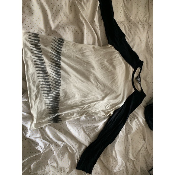 Sold - Picture 3 of 4